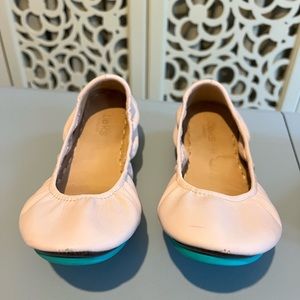 Tieks. Good used condition. See photos. Ballerina pink